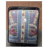 Blue rose quilt twin