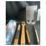 grill cleaning supplies