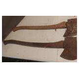 2 axes