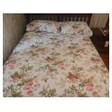 Waverly reversible bedspread 88 x 90 with 2