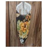 Vintage clothes pin bag with clothes pins
