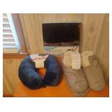 Foot Massager, travel neck pillow and foot duvets