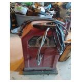 Vintage Lincoln Arc Welder. Unknown condition. NO