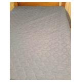 Bed spread. 96 x 96