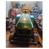 John Deere 322 lawn mower with extra parts and