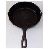 Vintage 8' #5 Cast Iron Frying Pan Skillet w/