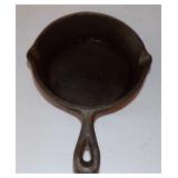Small 5' Cast Iron Frying Pan Skillet w/ Double