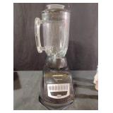 Black & Decker Cyclone blender. Powers on
