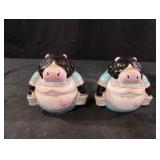 Cow salt and pepper shaker set