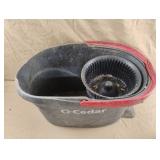 O-Cedar mop bucket