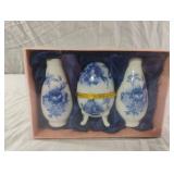vintage porcelain egg-shaped trinket and vases