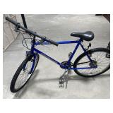 Mongoose Maneuver Bicycle