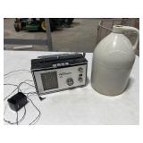 Pottery Jug / Hitachi FM Stereo (powers on)