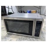 Kitchenaide Microwave (condition unknown)