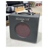 Behringer Firebird GX108 (powers on)