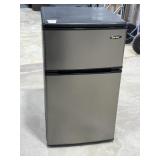 Danby Mini Fridge / Freezer (works)