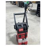 Clean Force 1800PSI Power Washer (powers on)