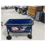 Vineyard Vines Collapsible Wagon