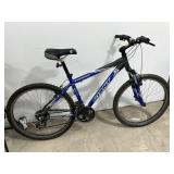 Giant Boulder SE Bike