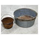 Galvanized Tub / Cast Iron Pot