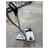 Eureka Powerline 5.0 Vacuum (powers on)