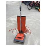 Hoover Commercial Vacuum Cleaner (powers on)