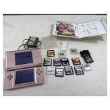 Nintendo 3DS w/ Games (powers on)