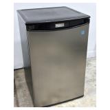 Danby Mini Fridge (works)