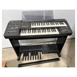 Yamaha Electone ME-55A Electric Keyboard / Organ