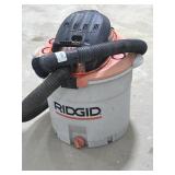 Ridgid 16 Gal Wet/Dry Vac (powers on)