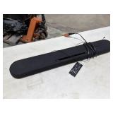 Yamaha Front Surround System w/ Remote (powers on)