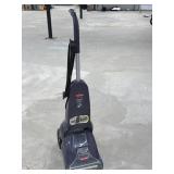 Bissell Power Lifter Powerbrush (powers on)