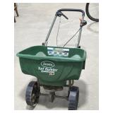Scottï¿½s Turf Builder Spreader