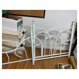White Daybed