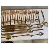 #61 Oneida Community Silverplate Flatware