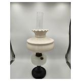Alladin Model B Diamond Quilt Oil Lamp
