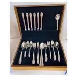 1847 Wm Rogers IS Flatware FIRST LOVE