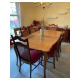 Dining Room Table & Chairs