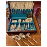 Community Plate ROSES Flatware Set