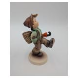 5:G2 1991 Goebel Globe Trotter Figurine SIGNED