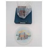 8A:3 FENTON 1991 Christmas Eve Plate