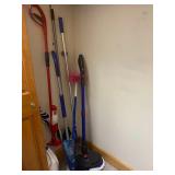 Mops & Floor Cleaning