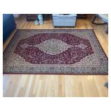 Red/Tan Decorative Rug 5 x 7