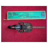 2 Hedge Trimmers