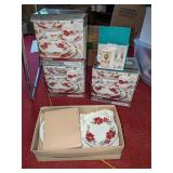 Poinsettia Christmas Dish Set