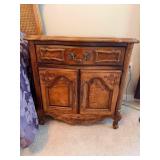 Single Traditional Nightstand