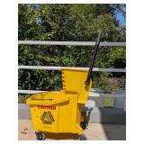 Rubbermaid Industrial Mop Bucket