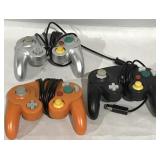 Wii EQUIP., GAMES, FITNESS, 3 CONTROLLERS, ETC.