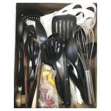 LOT OF KITCHEN UTENSILS SOME NEW SOME NOT 25+ PCS