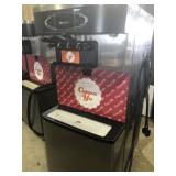 TAYLOR SOFT ICE CREAM MACHINE (9 - 10) 6271